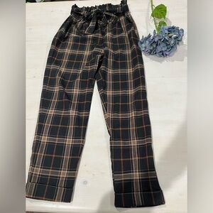 🛍️Lumiere high waisted plaid trouser with tie‎ belt